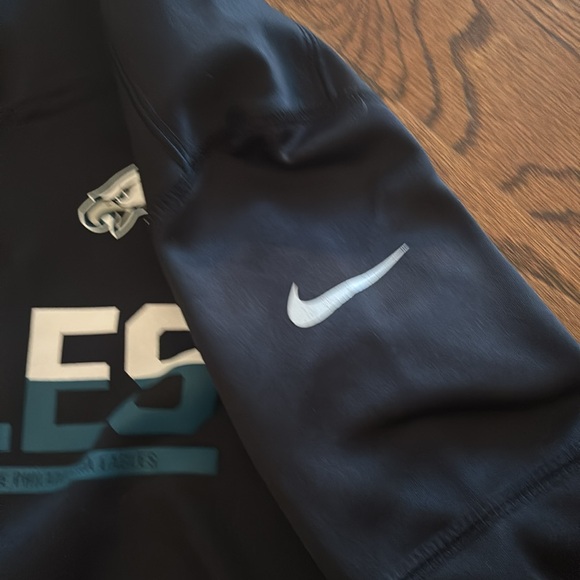 Eagles sweatshirt, Nike/NFL Boys medium - Picture 3 of 6
